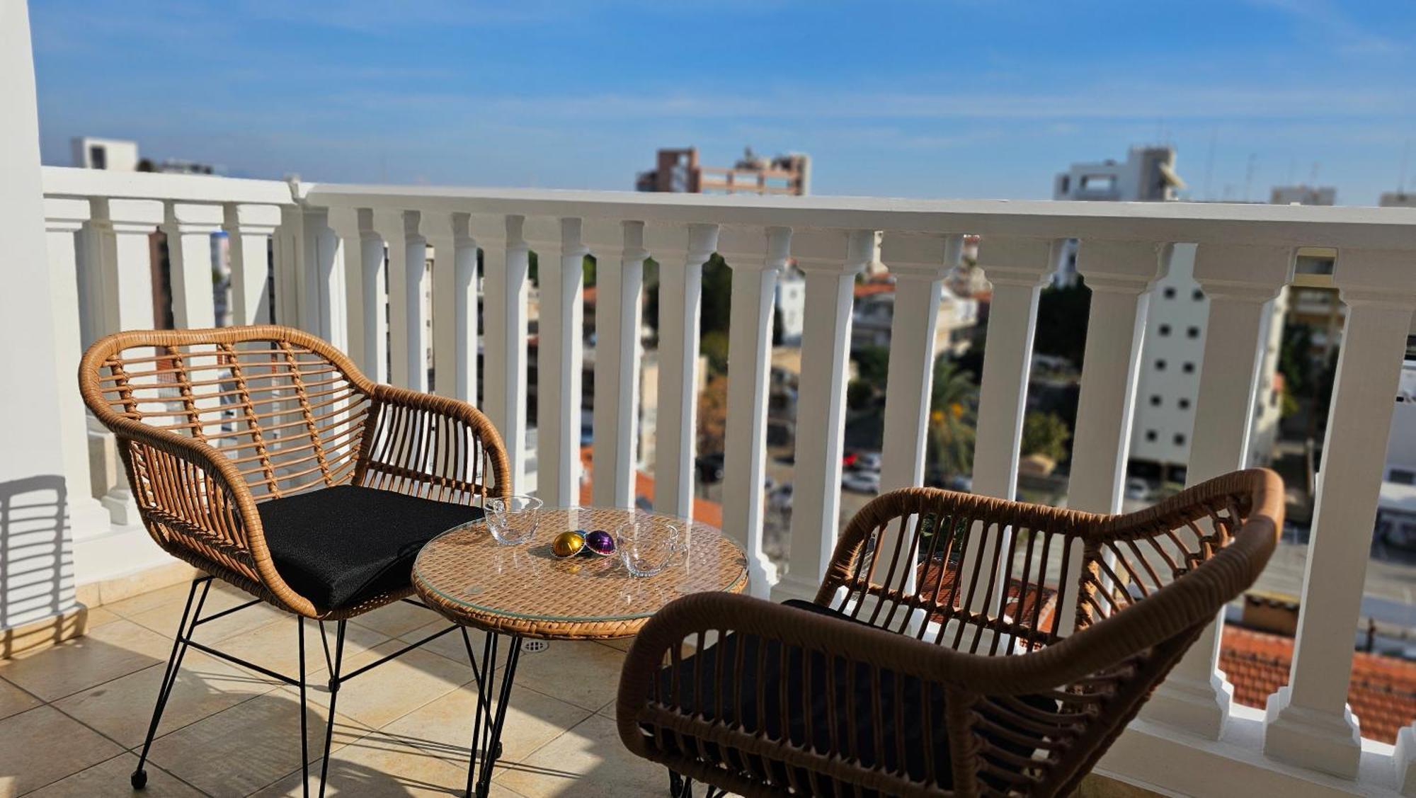 Stay Cosmo City Suites 尼科西亚 外观 照片