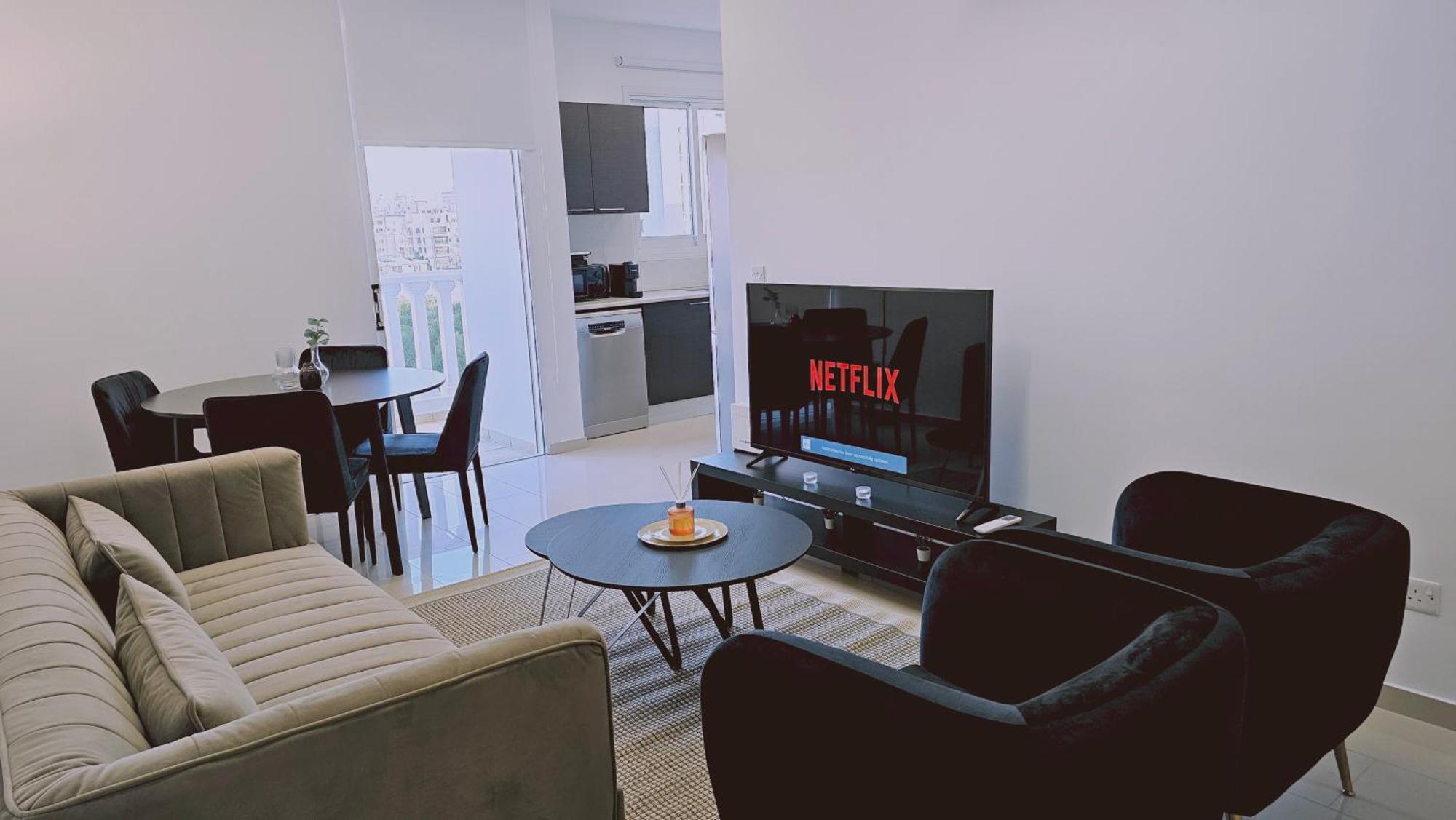 Stay Cosmo City Suites 尼科西亚 外观 照片